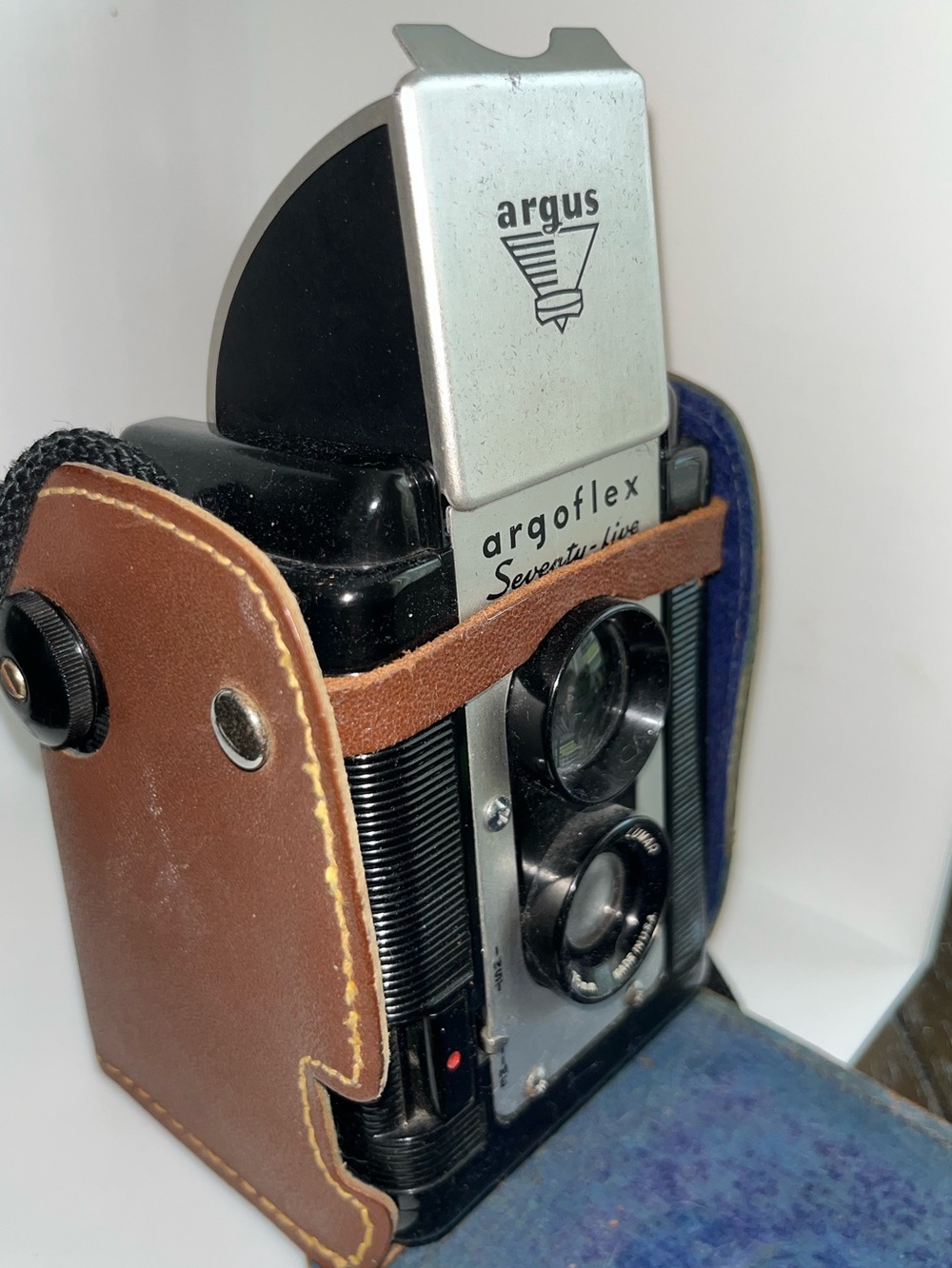 Vintage 1950's ARGUS ARGOFLEX Seventy Five mm Camera W/ Leather Wrap Case USA